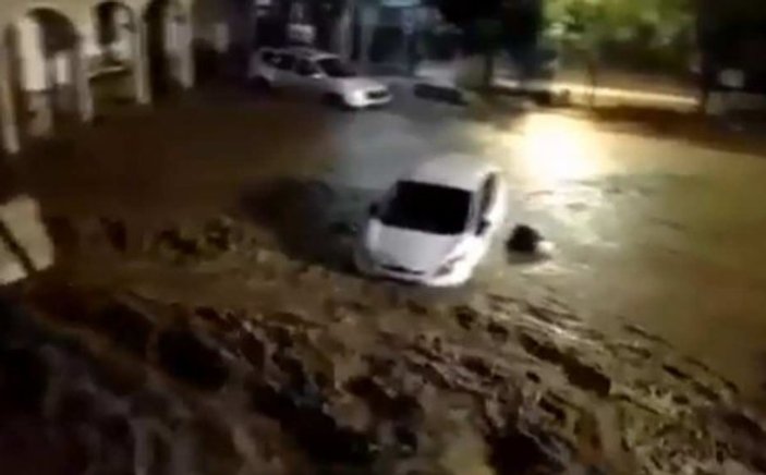 İspanya'da sel felaketi: 6 ölü