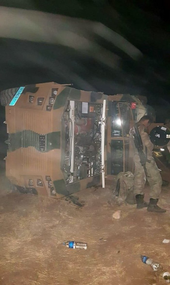 Şırnak'ta zırhlı araç devrildi: 12 asker yaralandı