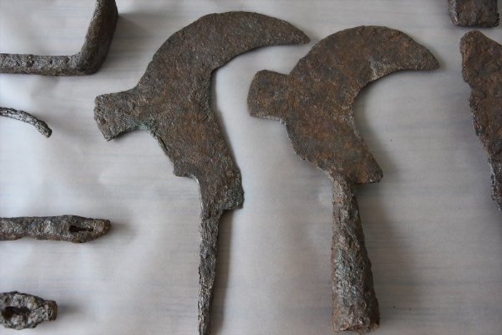 Çanakkale’de bin 500 yıllık tarım aletleri bulundu