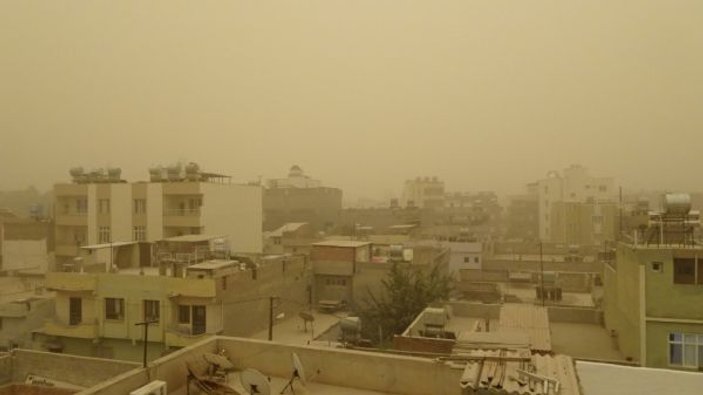 Suriye sınırında toz bulutu