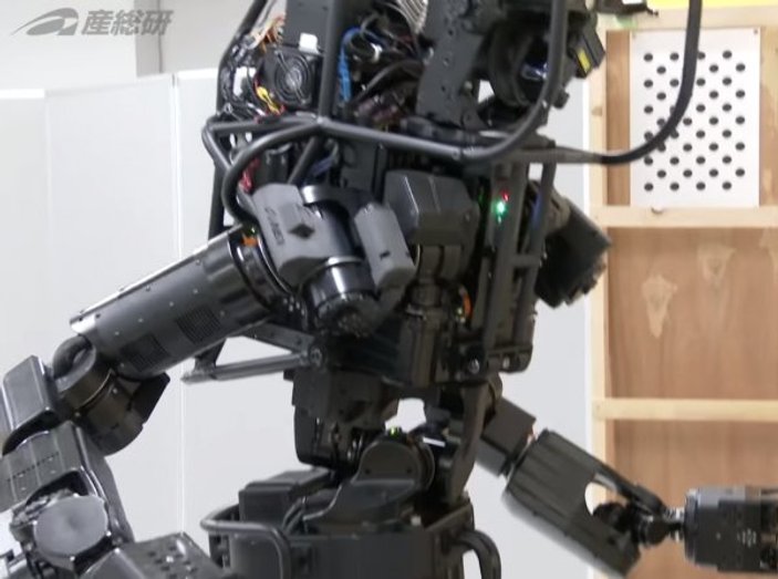 Japonlar inşaat robotu üretti