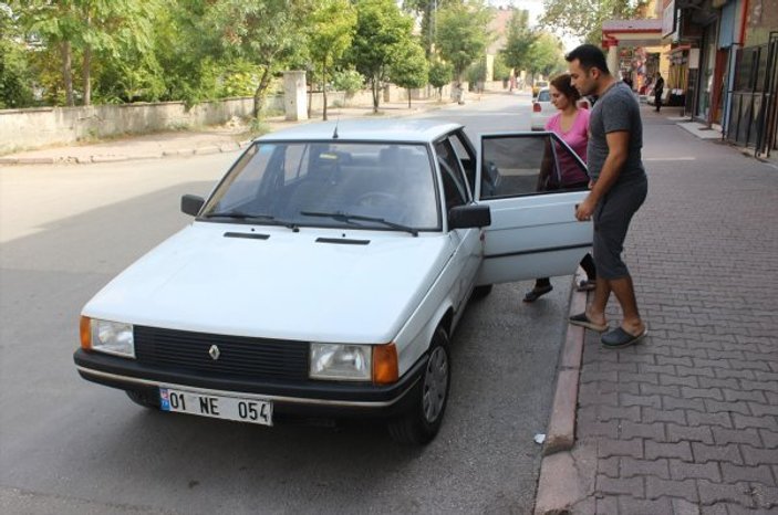 Yanlışlıkla başkasının otomobilini alıp gitti