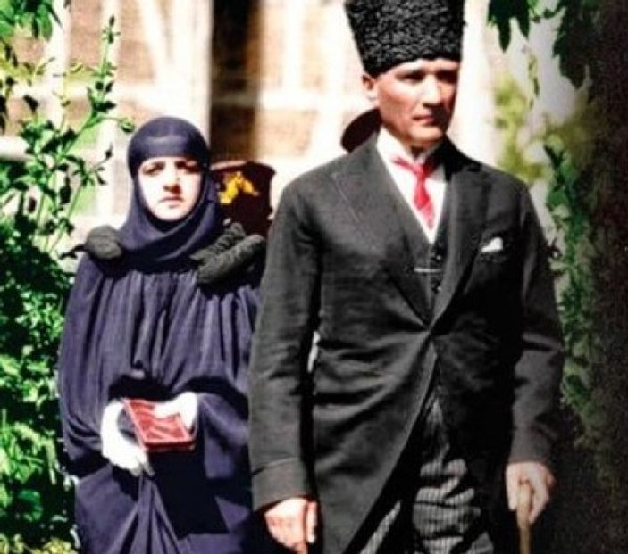 Atatürk’ün Latife Hanım’a taktığı nikah yüzüğü