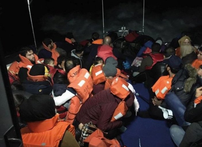 Didim’de 35’i çocuk 80 kaçak göçmen yakalandı