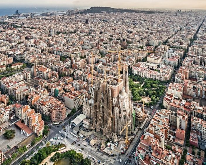 Sagrada Familia 136 yıl sonra imar aldı