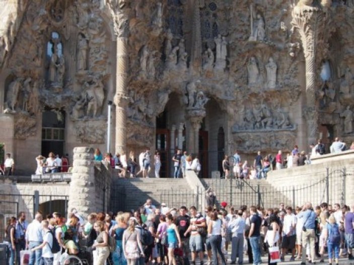 Sagrada Familia 136 yıl sonra imar aldı