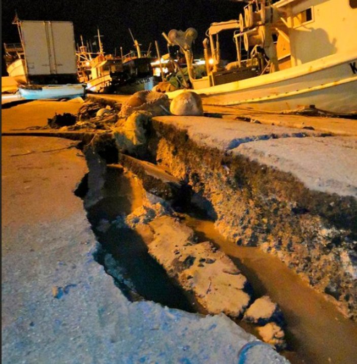 Yunanistan'da 6,8 şiddetinde deprem