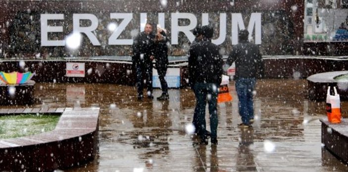 Doğu Anadolu’da kar yağışı etkisini artırdı