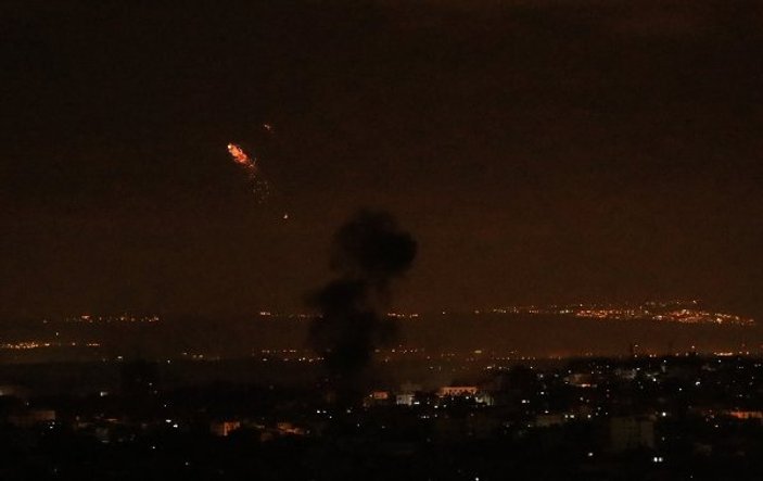 İsrail uçakları Gazze'yi bombaladı