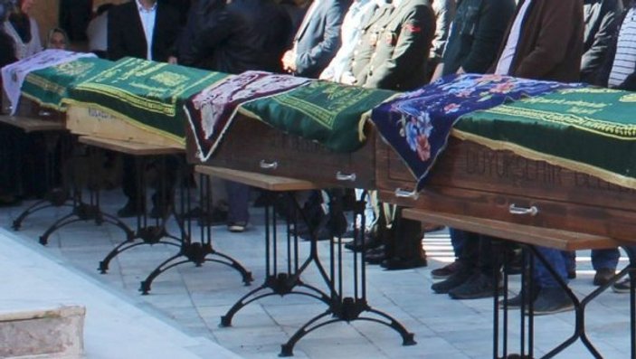 Kocaeli'nde yaşamını yitiren polislere cenaze töreni