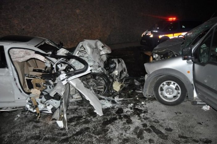 Bartın'da trafik kazası: 2 ölü 5 yaralı