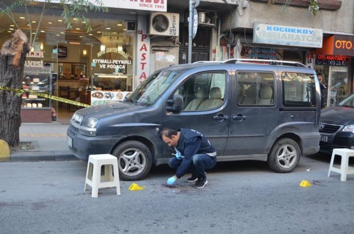 Polis memuru bacağından bıçaklandı