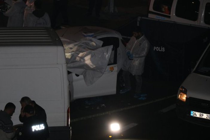Şirinevler'de otomobile silahlı saldırı: 1 ölü