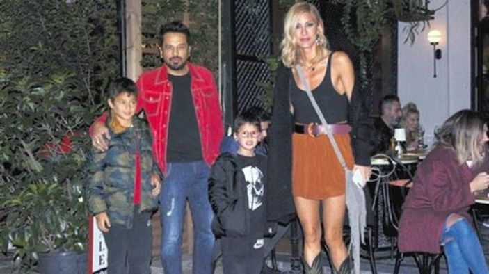 Çağla Şıkel - Emre Altuğ çocuklarıyla partide