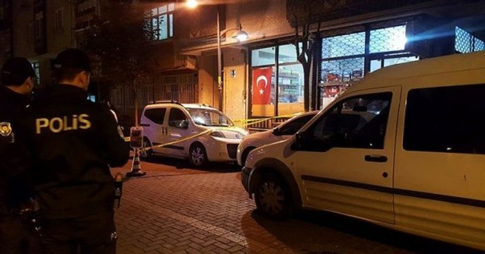 Zeytinburnu'nda pompalı tüfekle babasını rehin aldı