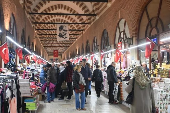 Turistler 'Beyaz geceler' için Edirne'ye akın ediyor