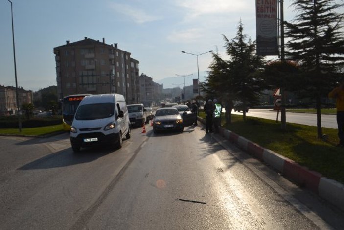 Bursa'da zincirleme kaza; 8 araç birbirine girdi