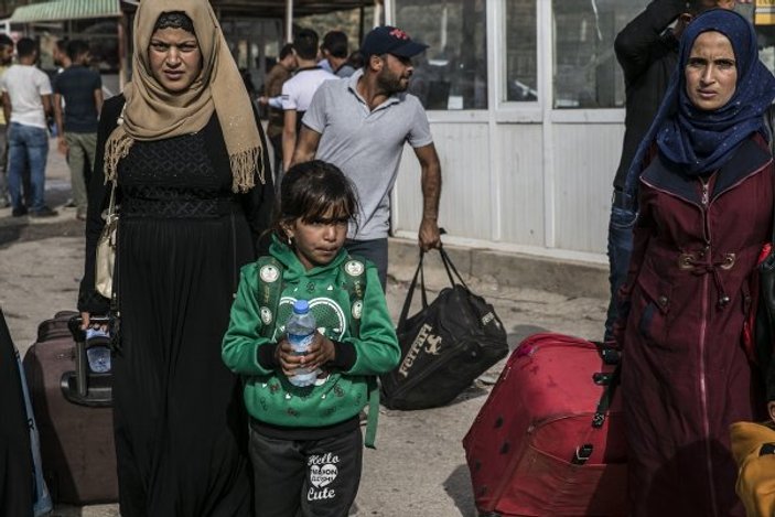 Suriyeliler güvenli bölgelere dönüşü sürdürüyor