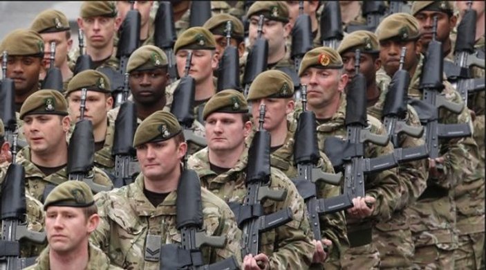 İngiliz ordusu yabancı asker ithal edecek