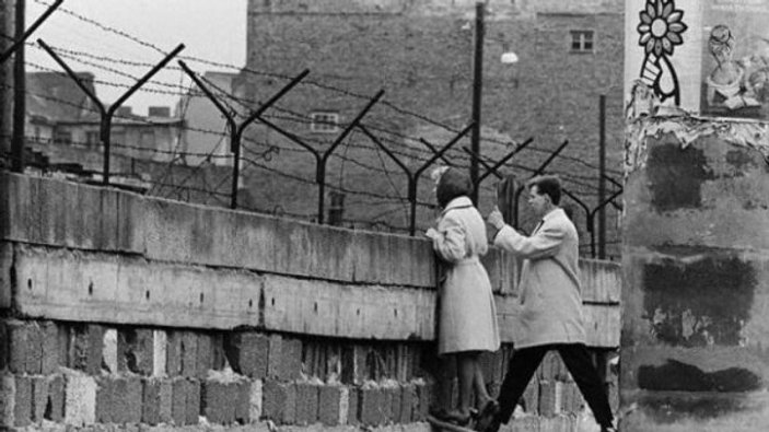 Utanç duvarı 29 yıl önce yıkıldı