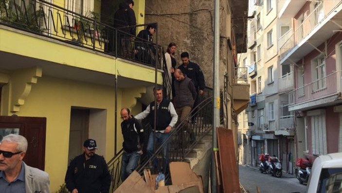 İzmir'de terör operasyonu: 5 gözaltı