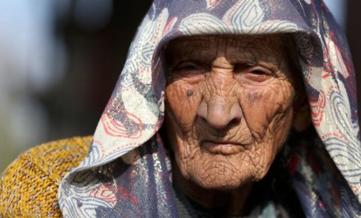 118 yaşındaki Fatma Nine yıllara meydan okuyor