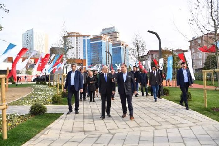 Kılıçdaroğlu Maltepe Cumhuriyet Parkı'nı ziyaret etti