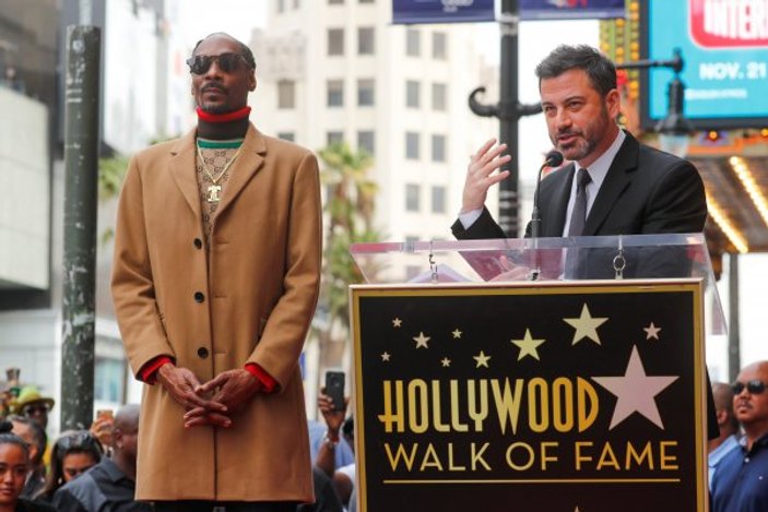 Snoop Dogg'un ismi şöhretler kaldırımındaki yerini aldı