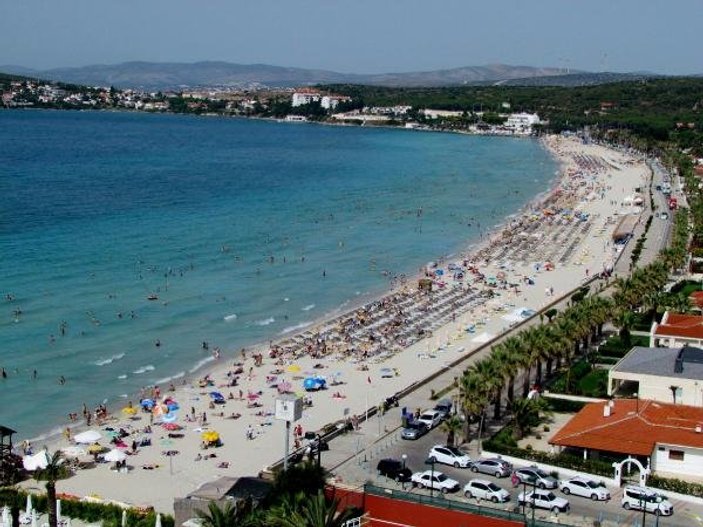 Çeşme'nin dünyaca ünlü Ilıca Plajı artık ücretsiz