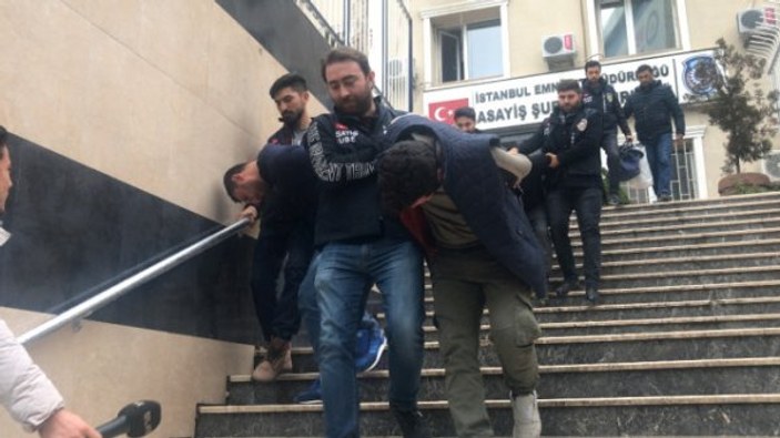 İstanbul’da 1 milyon liralık vurgun yapan silahlı çete çökertildi