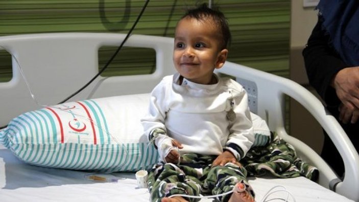 Afgan çocuk Kayseri'de sağlığına kavuştu