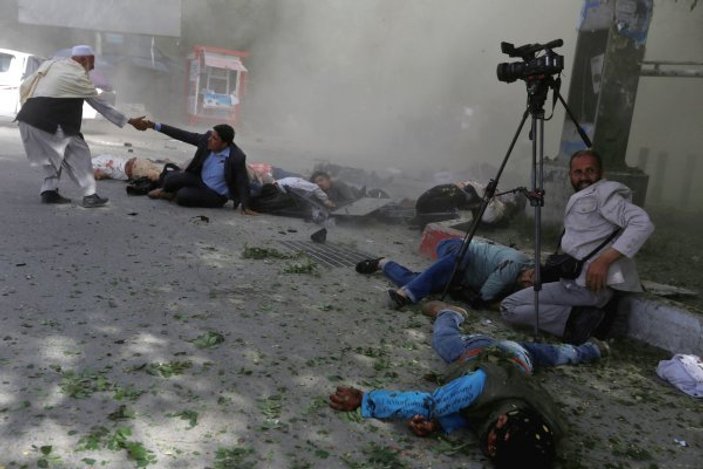 Kabil'deki bombalı saldırıda 10 kişi öldü