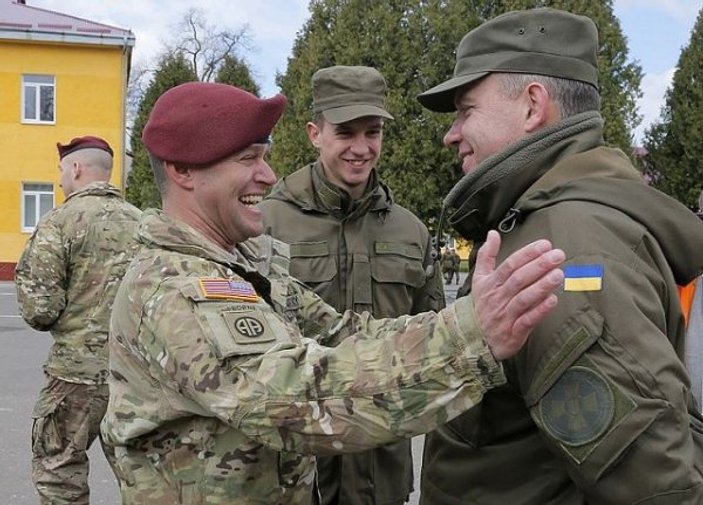 ABD ordusu, Ukrayna askerine eğitim veriyor