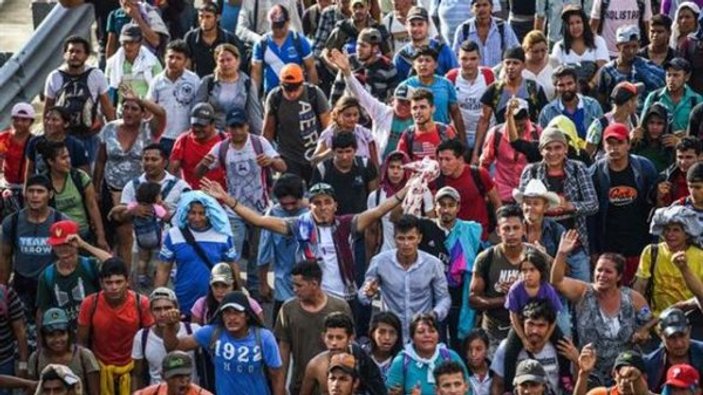 9 bin göçmen ABD sınırına dayandı