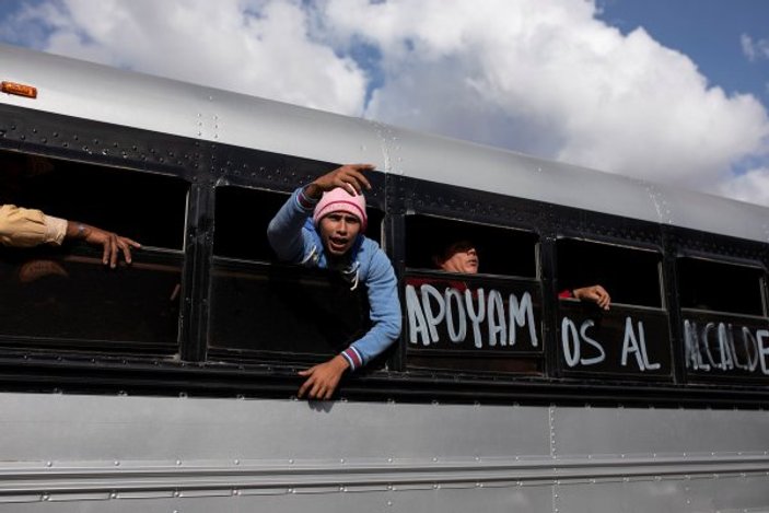 ABD-Meksika sınırındaki göçmenler geri dönüyor