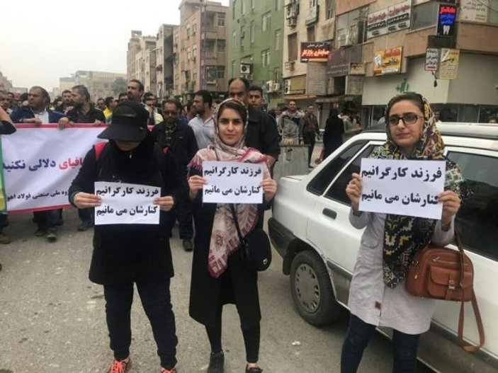 İran’da maaşlarını alamayan işçilerin protestosu büyüyor