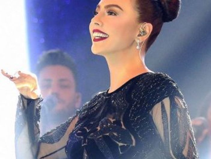 Ebru Gündeş son kez uyarıldı