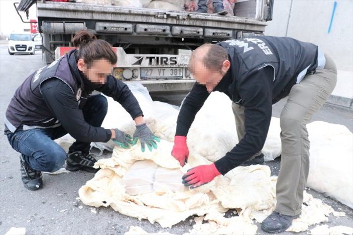 Erzincan'da 1 ton 271 kilo eroin yakalandı