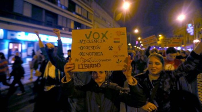 İspanya'da aşırı sağcı karşıtı protestolar