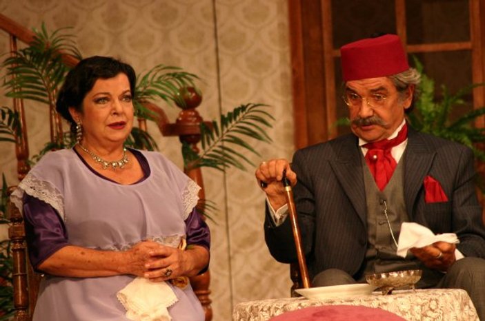 Tiyatro oyuncusu Candan Sabuncu hayatını kaybetti