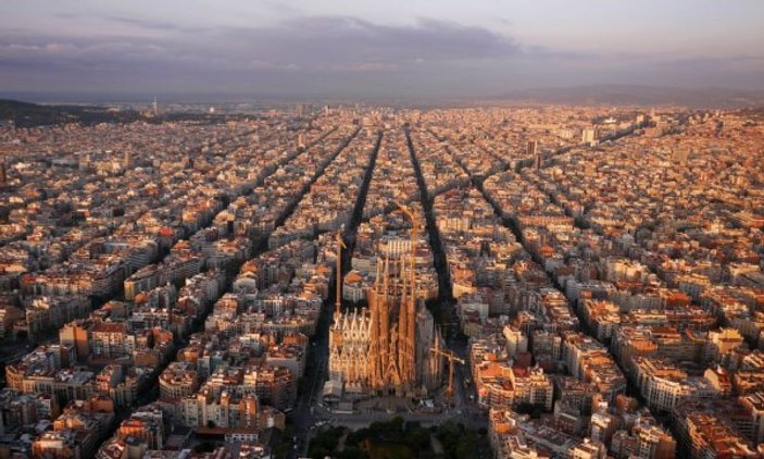 Şehirleşmede çığır açan Barcelona kent planı