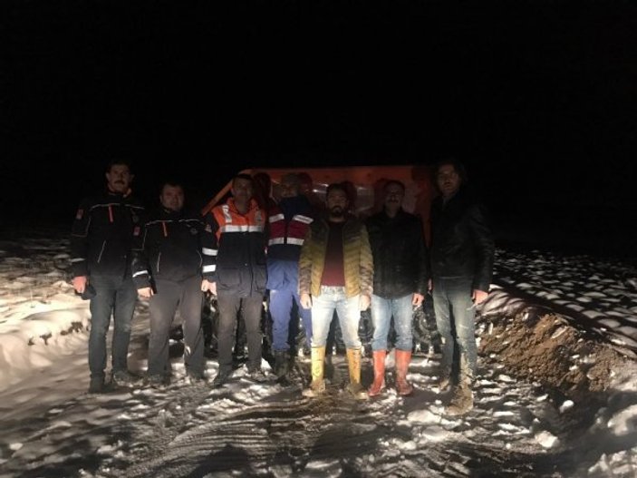 Antalya'da 8 kişilik arıza ekibi mahsur kaldı