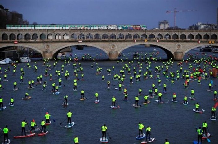 Sarı Yelekliler protestoları Seine Nehri’ne ulaştı