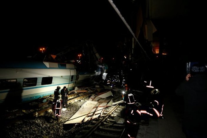 Ankara'da Yüksek Hızlı Tren kaza yaptı: 46 yaralı, 7 ölü