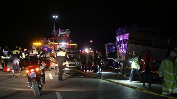 Mersin'de kaza: 1 polis şehit, 2'si polis 8 yaralı