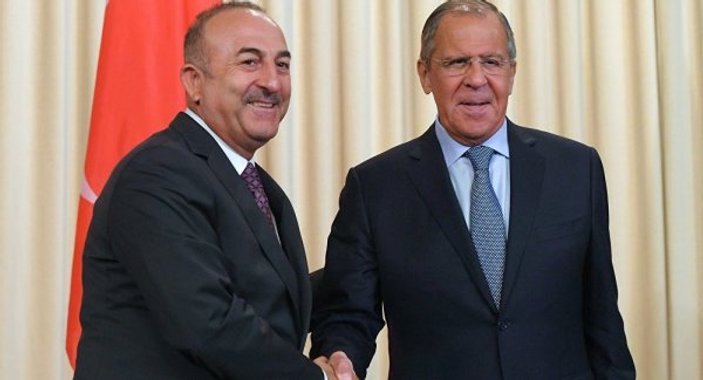 Çavuşoğlu ve Lavrov, Bakü'de bir araya geldi