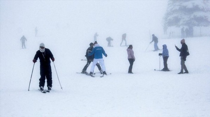 Uludağ'da kayak sezonu başladı