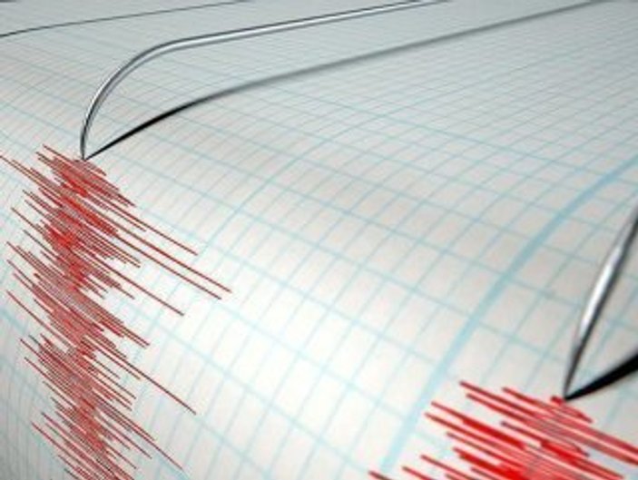 Endonezya'da 5 büyüklüğünde deprem