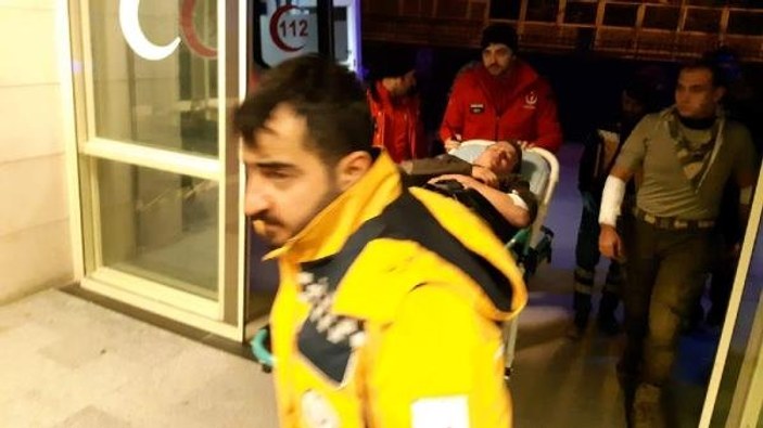 Siirt'te operasyona giden 10 asker hafif yaralandı