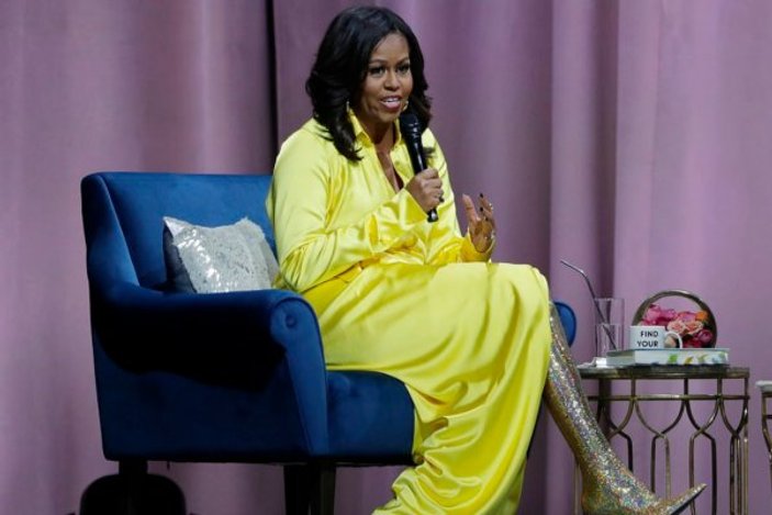 Michelle Obama'nın kıyafeti olay oldu